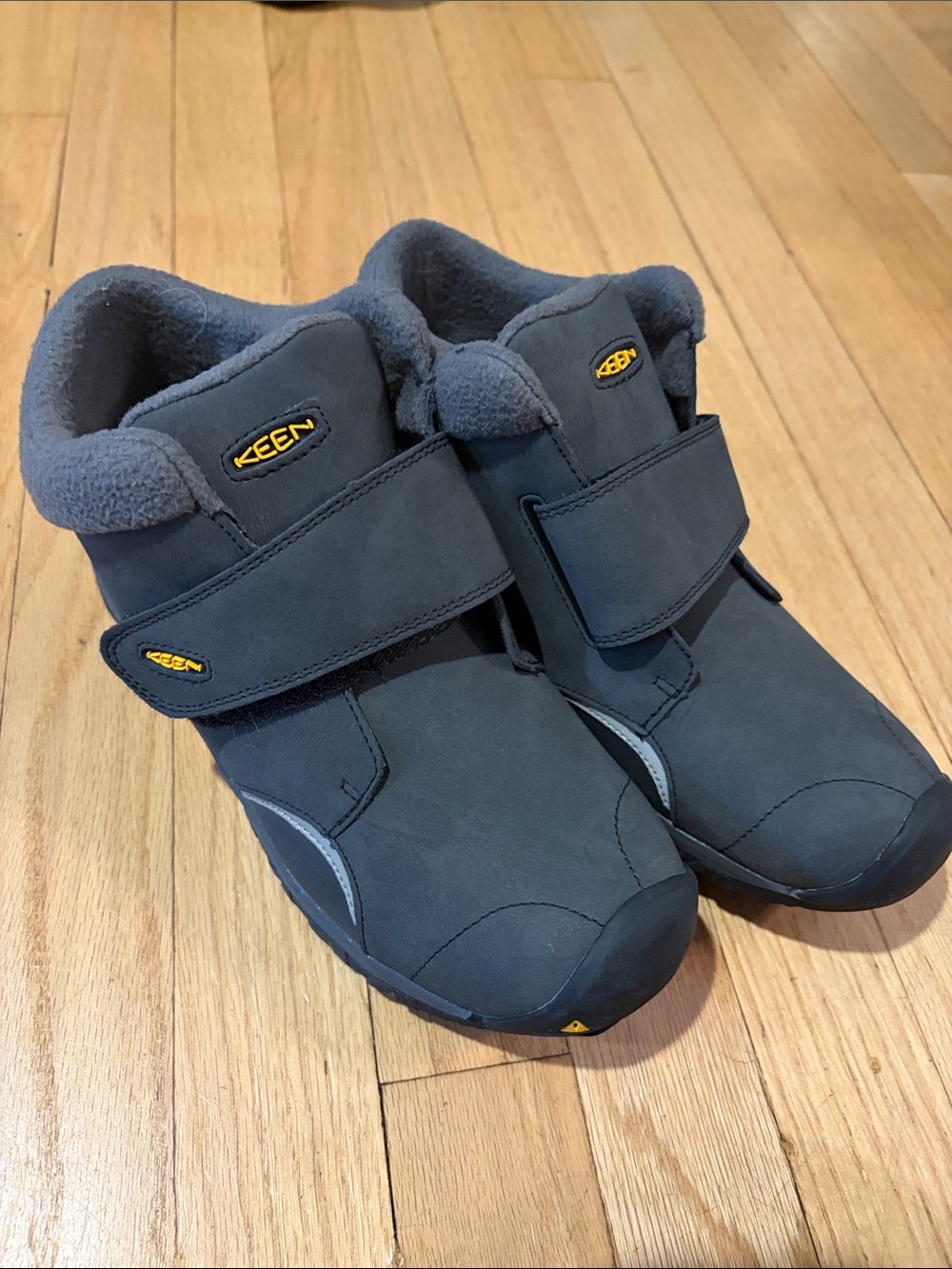 Keen Kids Gray Velcro Winter Boots